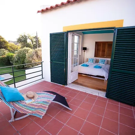 Dom wakacyjny Meco Beautiful House - 4 Bedroom House With Pool Sesimbra