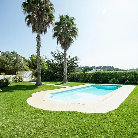 Dom wakacyjny Meco Beautiful House - 4 Bedroom House With Pool *