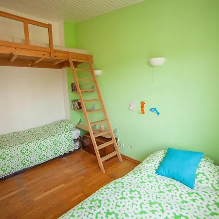 Σπίτι διακοπών Meco Beautiful House - 4 Bedroom House With Pool